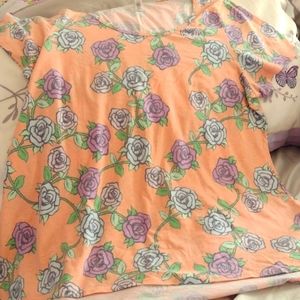 LuLaRoe S/S Roses Tee